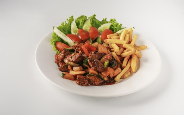 Bò Lúc Lắc Khoai Tây