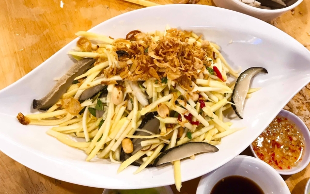 Gỏi Xoài Ốc Giác