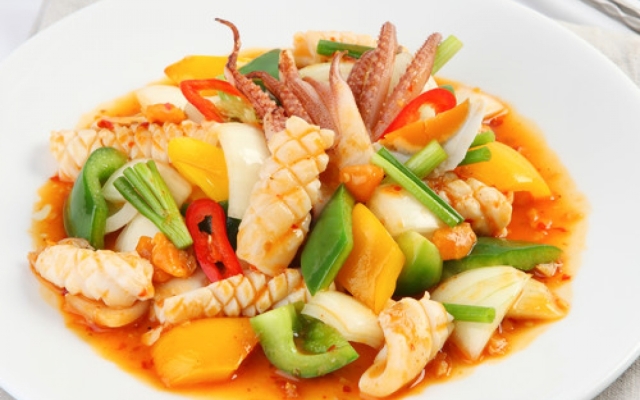 Mực Gai Xào Cần Cà