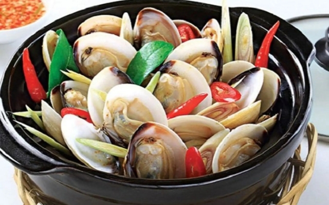 Nghêu Biển Hấp Sả