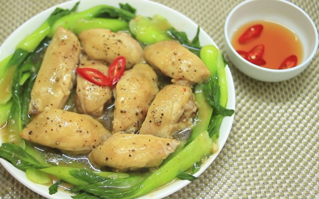 Gà Hấp Cải Thìa