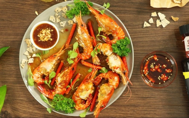 Tôm Càng Xanh Rang Me